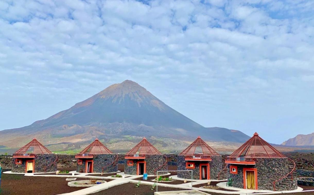 Casa Marisa 2.0 Hotel Portela ภายนอก รูปภาพ